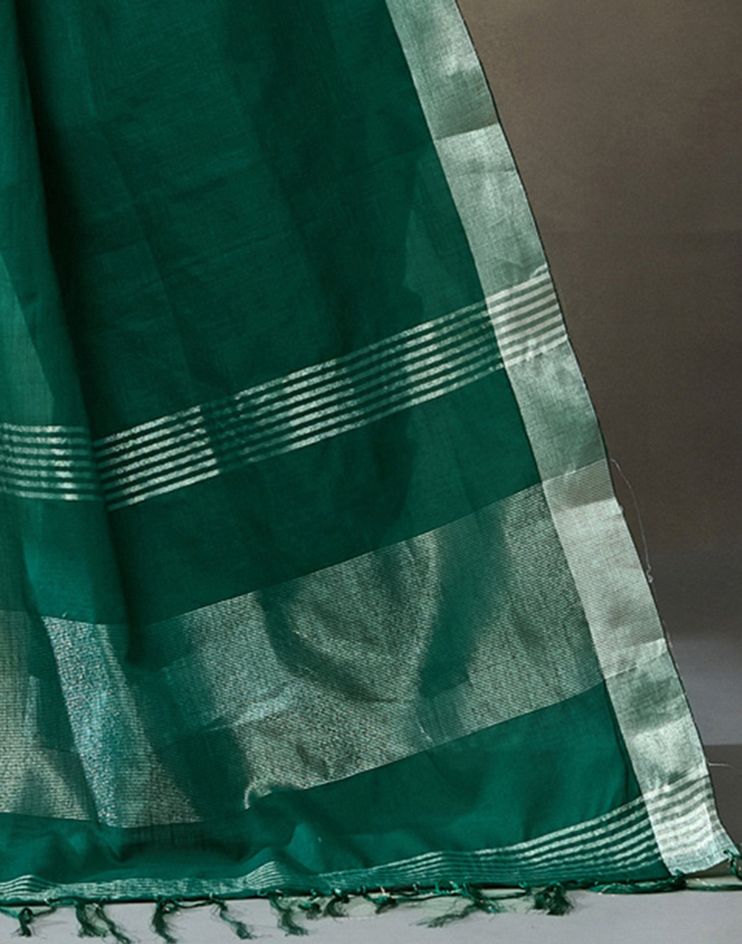 Green Cotton Woven Saree