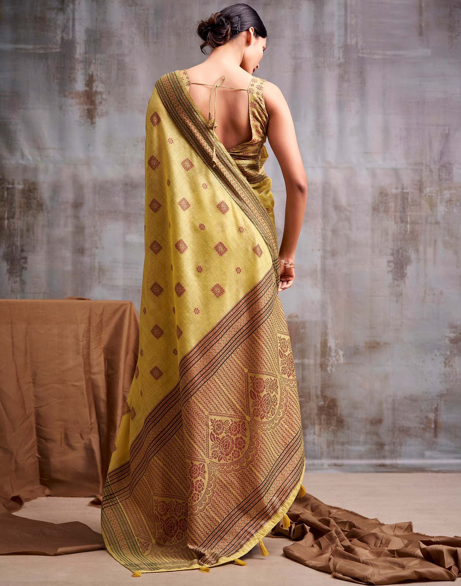 Yellow Cotton Woven Saree