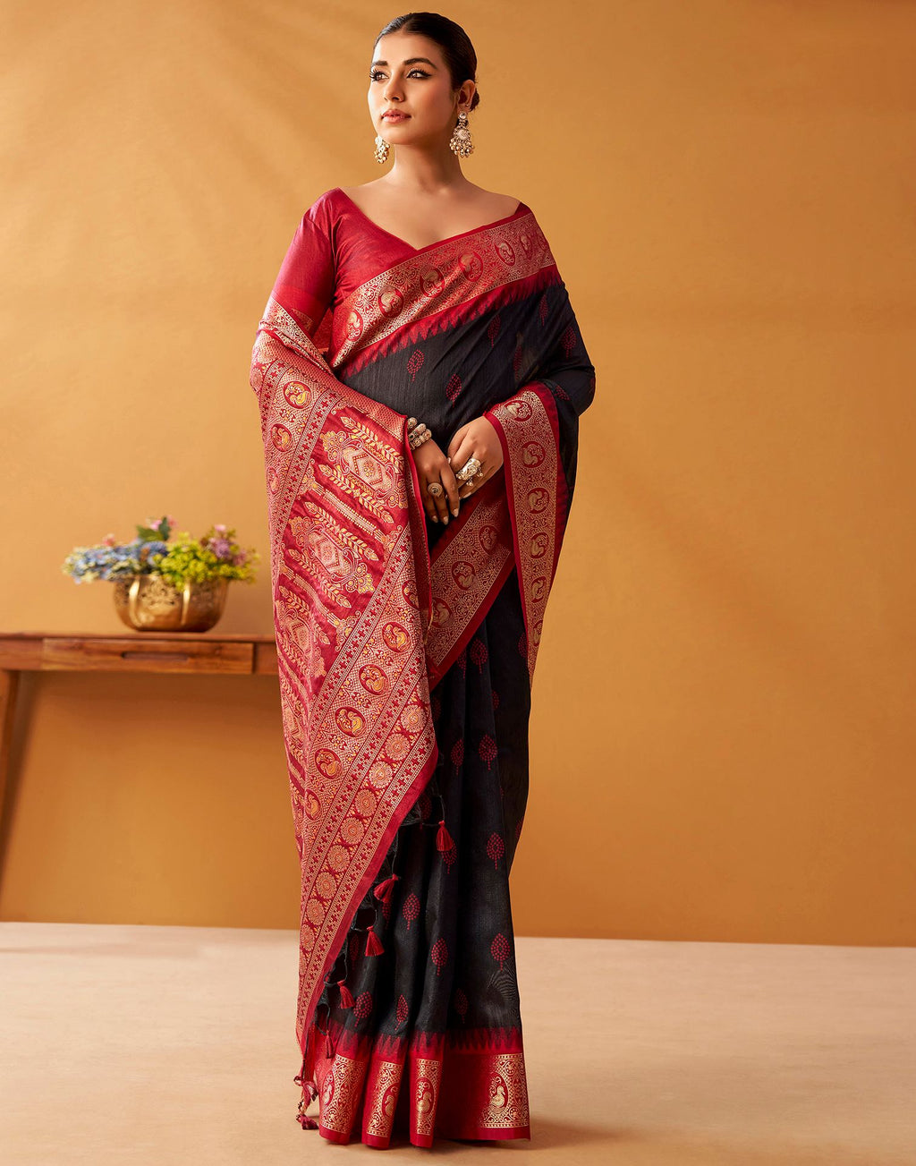 Black Silk Woven Kanjivaram Saree