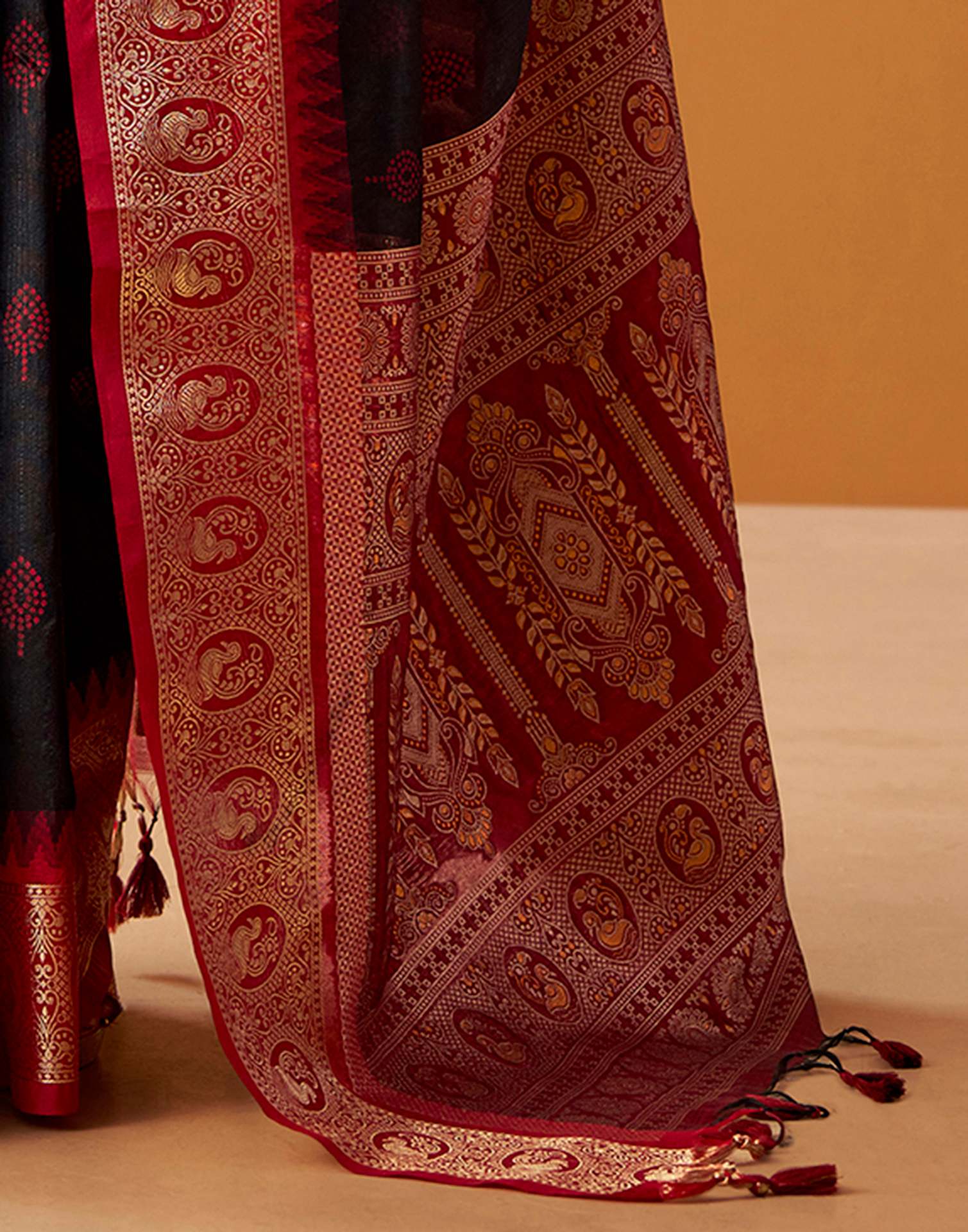 Black Silk Woven Kanjivaram Saree